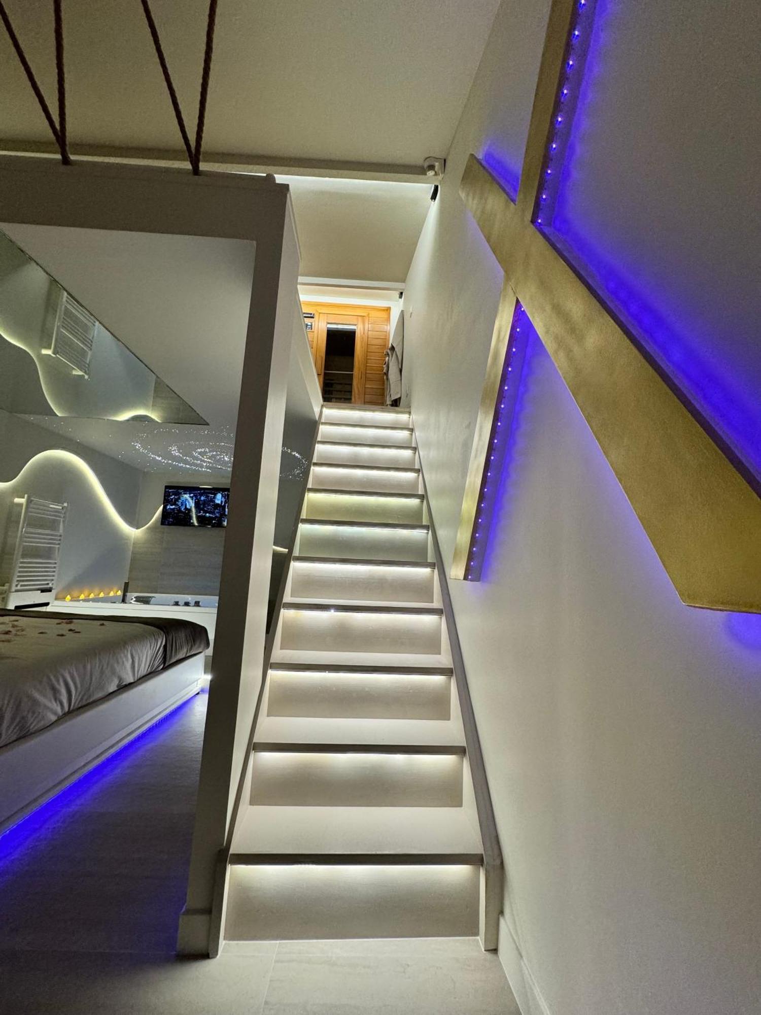 Spa Privatif - Love Room Luxe - Proche Disney Marles-en-Brie Екстер'єр фото